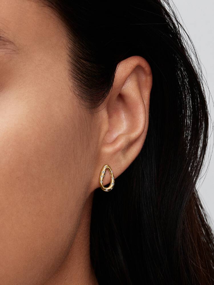 PANDORA ESSENCE | Orecchini Ovale Linea Sinuosa con Pietre Luminose | 264659C01