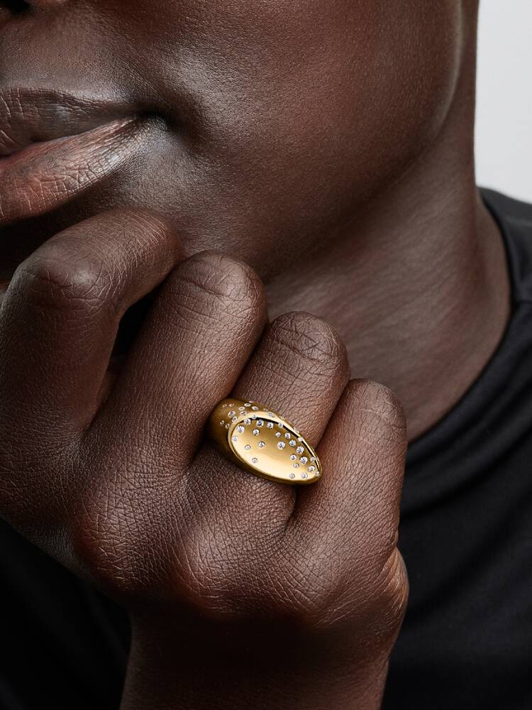PANDORA ESSENCE | Anello Sigillo Grande con Pietre Luminose | 164671C01