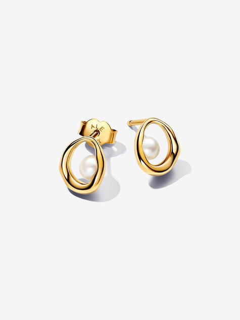 PANDORA ESSENCE | Orecchini Linea Sinuosa Ovale con Perla d'Acqua Dolce Coltivata Placcatura in Oro 14k | 263295C01