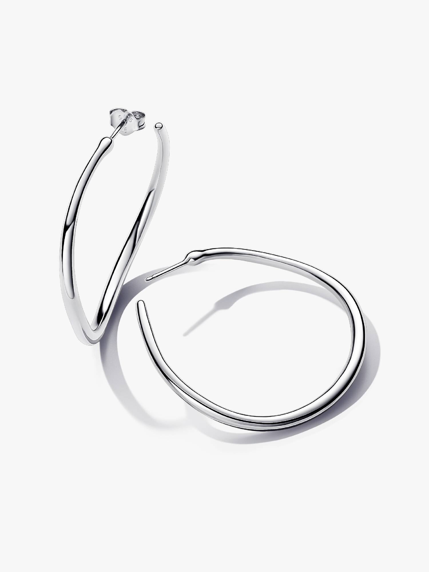 PANDORA ESSENCE | Orecchini Cerchi Aperti 42 mm Linea Sinuosa | 293299C00