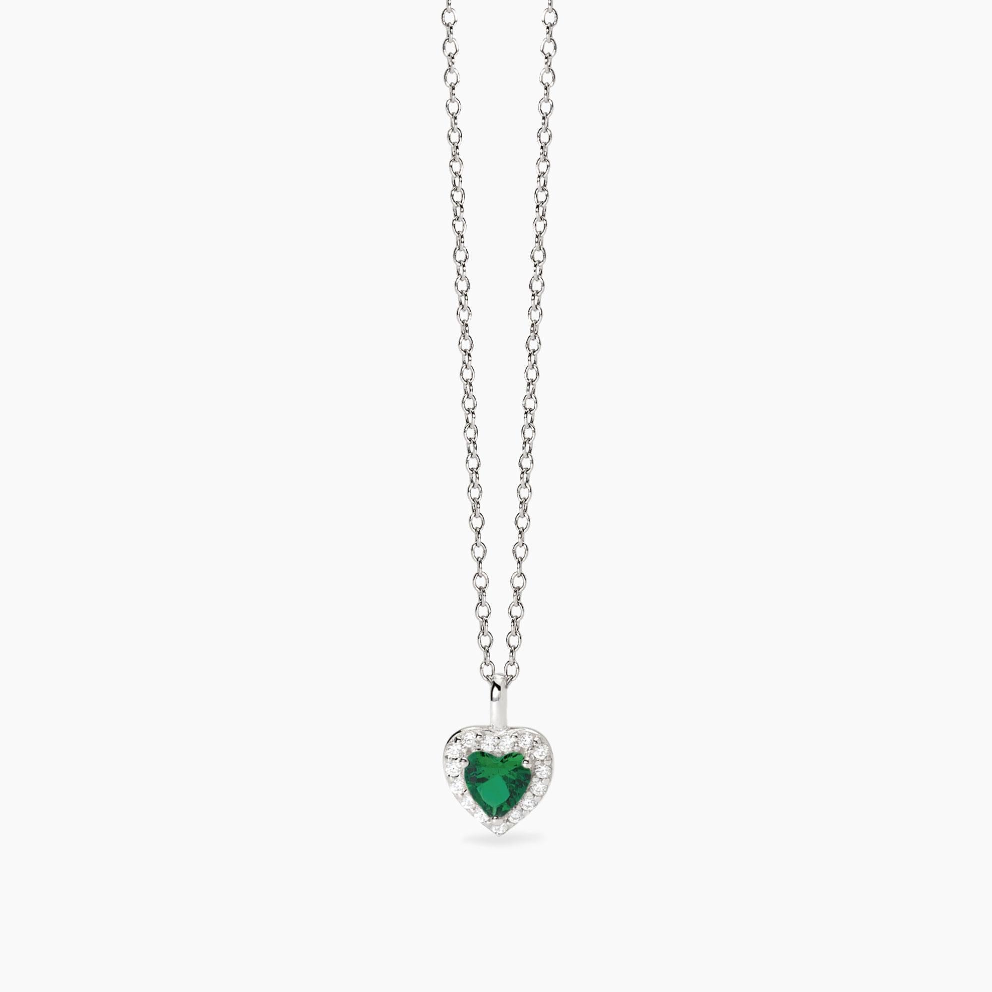 Mabina | Girocollo in argento con smeraldo sintetico a forma di cuore LOVE AFFAIR | 553667