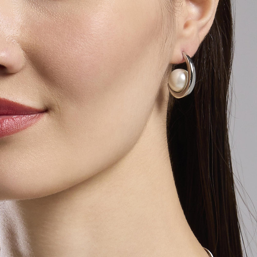 Kidult Style | Orecchini semicerchio con perle conchiglia | 861052