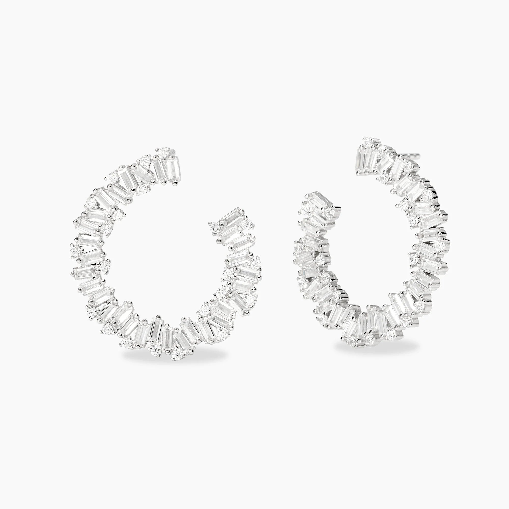 Mabina | Orecchini semicerchio in bronzo e argento con zirconi GHIRLANDA | 666200