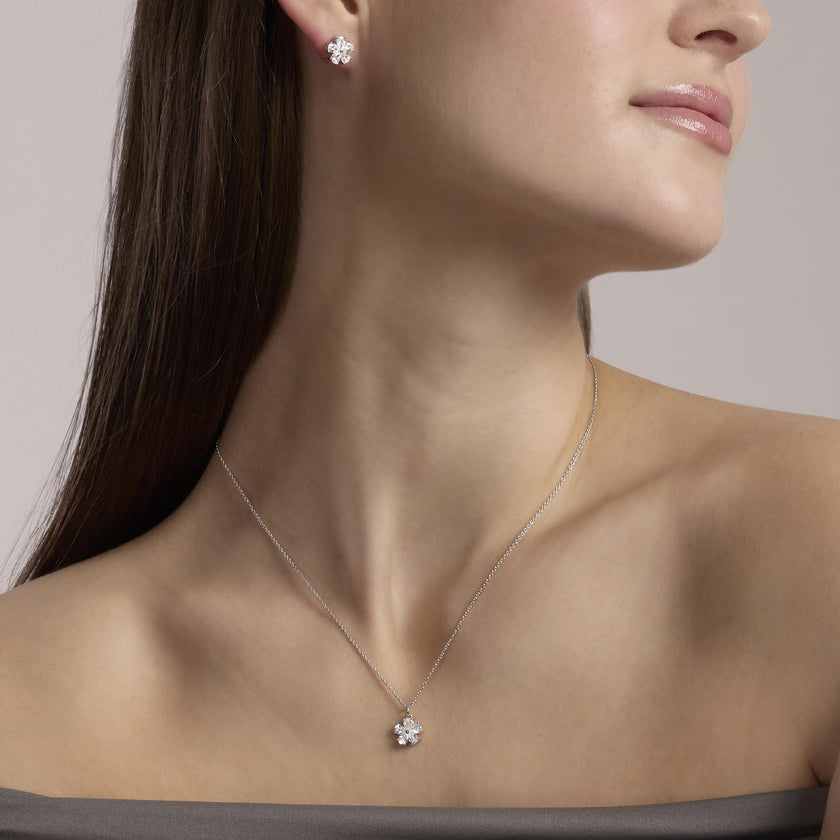 Mabina | Girocollo con pendente fiore in zirconi bianchi PETALI DI LUCE | 553856