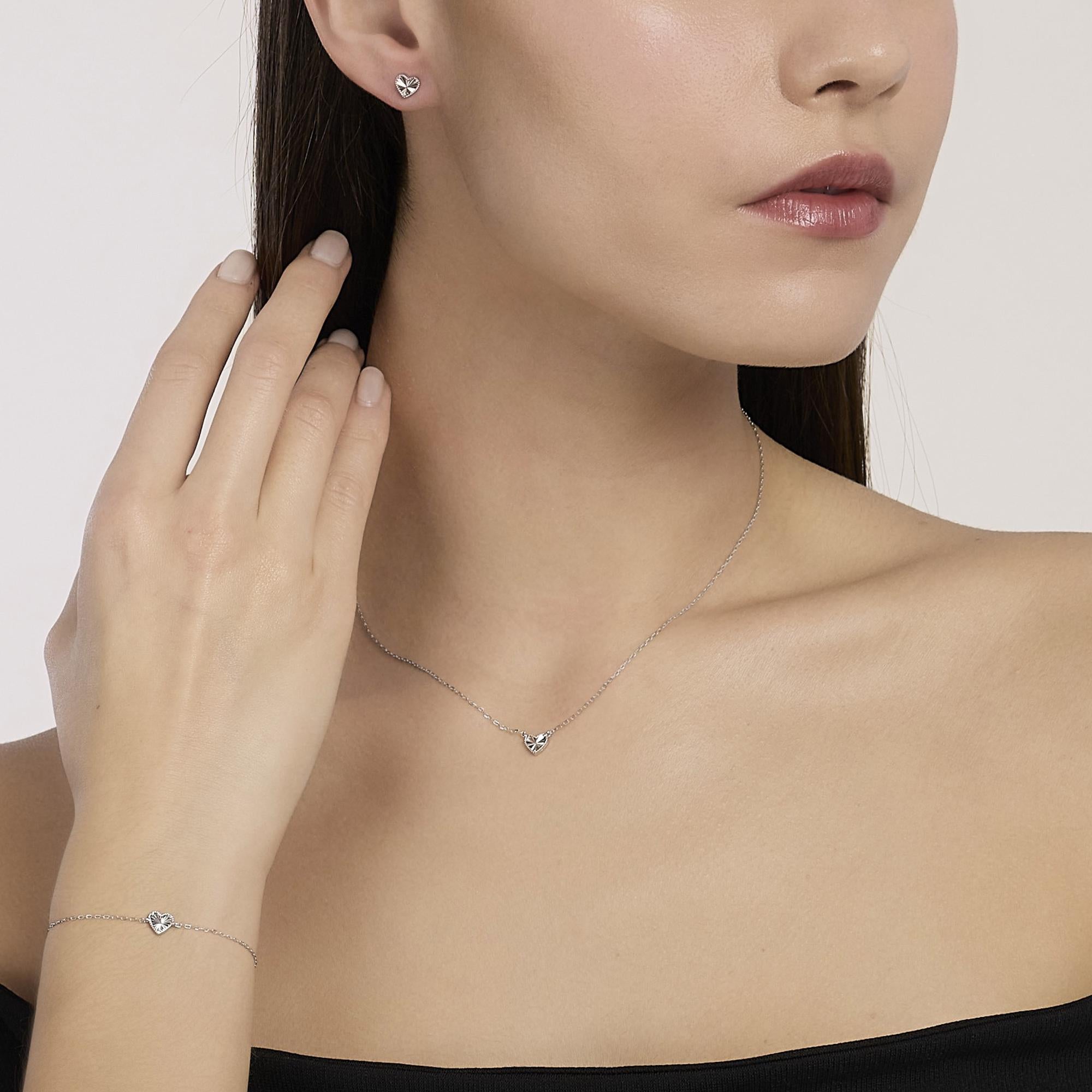 Mabina | Girocollo in argento con catena forzatina e cuore VOILÀ | 553904