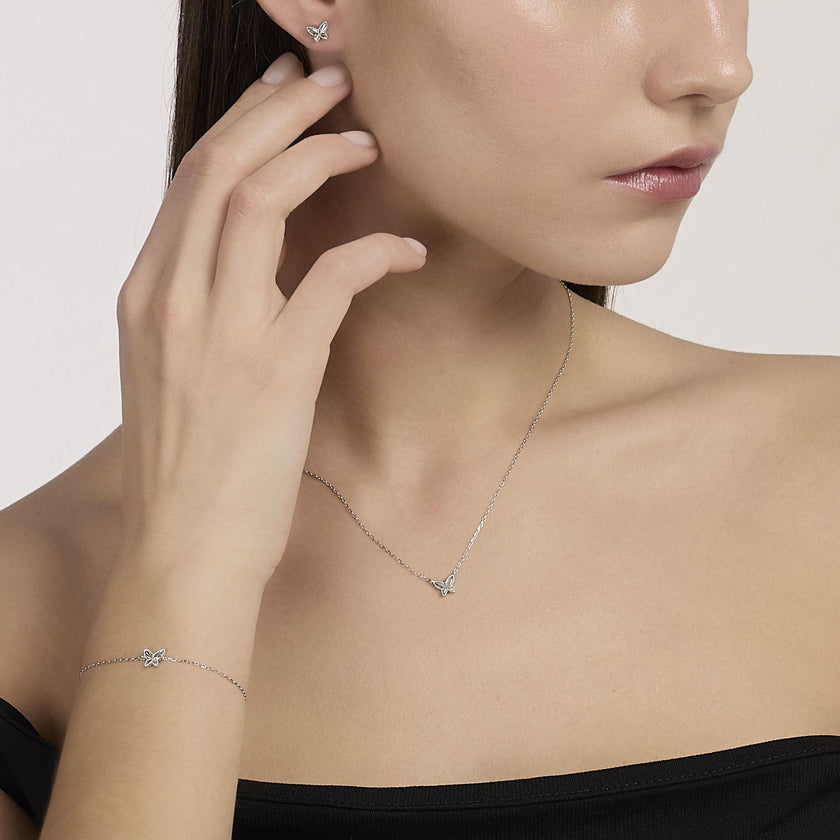Mabina | Orecchini a lobo in argento con farfalla VOILÀ | 563978