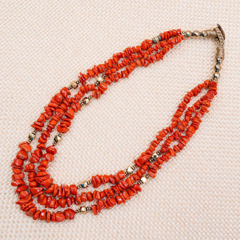 GEMMARIUM | Collana UNICA in Corallo Rosso, Pirite | CORCOLL060/3F