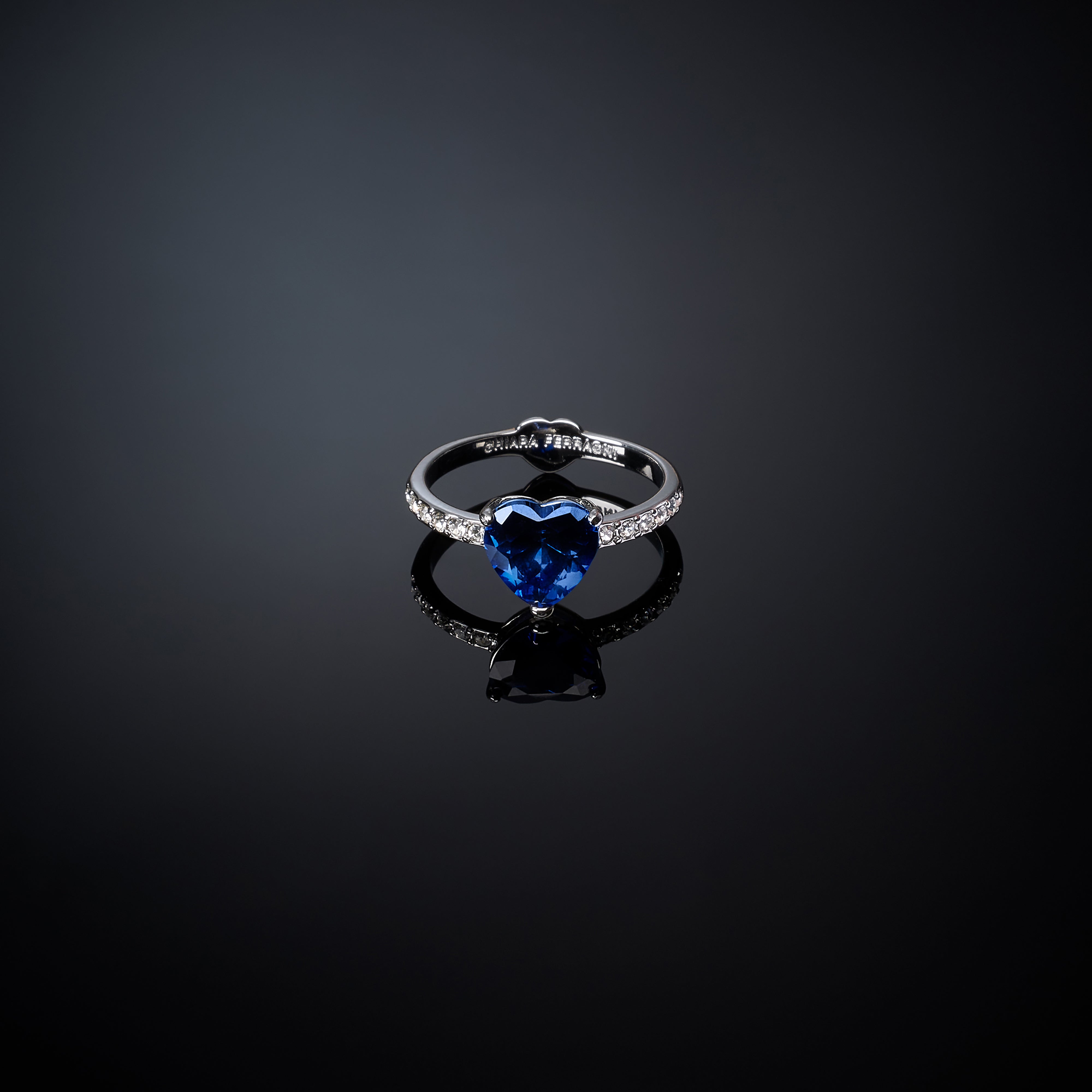 CHIARA FERRAGNI | Blue First Love Ring | J19AUV34